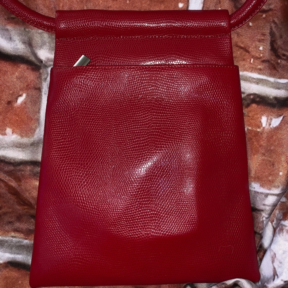 NWOT Tuci Italia Reptile Shoulder Bag